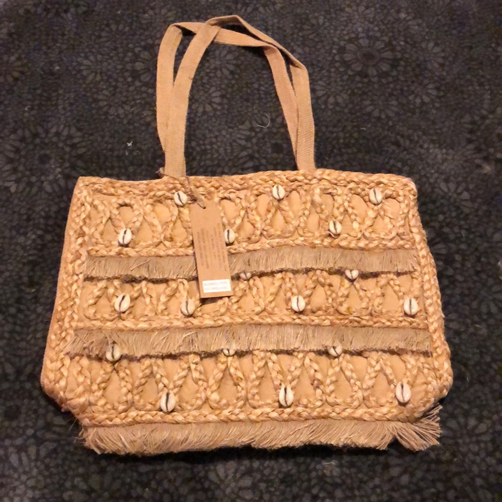 *Beachly Salt Tumbler beach tote